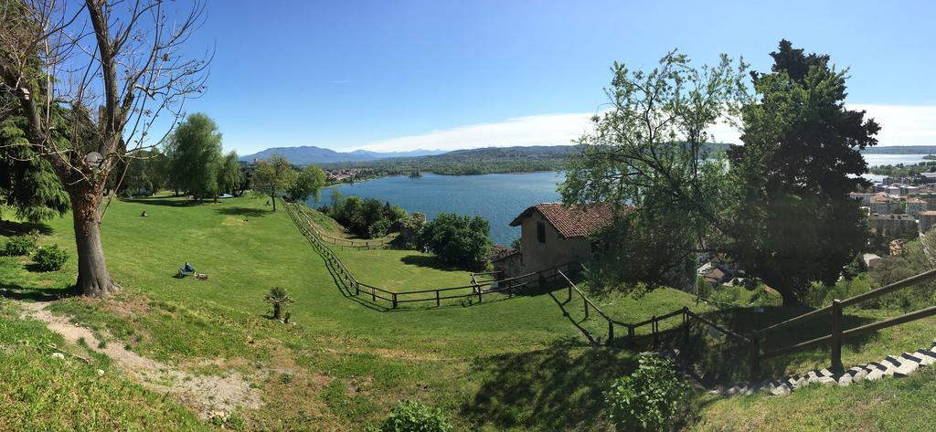 Willa La Casa Nel Parco Arona Zewnętrze zdjęcie