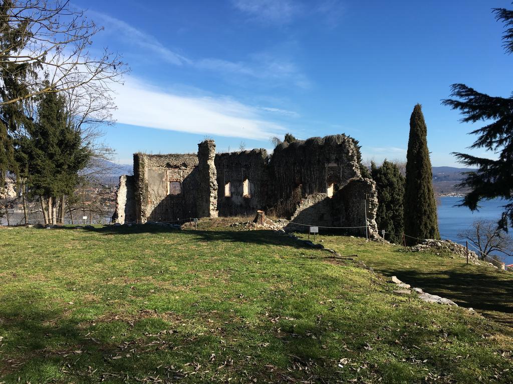 Willa La Casa Nel Parco Arona Zewnętrze zdjęcie